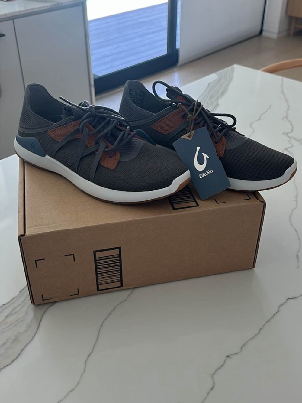 NEW!Olukai Men's Mio Li Lightweight Casual Sneaker